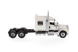 1:50 International LoneStar Sleeper Cab, White, Transport Series, 71024