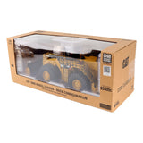 1:50 Cat® 994K Wheel Loader - Rock Bucket Version in Yellow Core Classics Series, 85505c