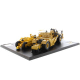 1:50 Cat® 621K Scraper & CAT No.70 Scraper with D7 Track-Type Tractor, Evolution Series, 85563