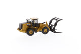 1:87 Cat® 972M Wheel Loader with Log Fork High Line Series, 85950