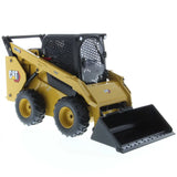 Cat 272D3 Skid Steer Loader 1:16 Diecast Radio Control (Includes 4 interchangeable Work Tools - Bucket, Auger, Forks, and Broom), 28007 Caterpillar