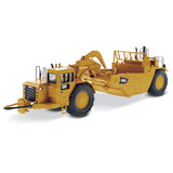 Tractor de ruedas Cat® 657G a escala 1:50 Core Classics, 85175c