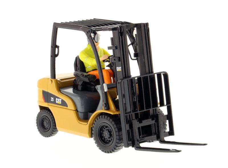 1:25 Cat® DP25N Lift Truck Core Classics Series, 85256c