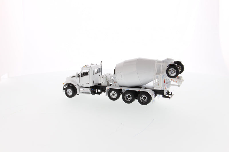 1:50 Kenworth T880 SBFA with McNeilus BridgeMaster Mixer  - White cab, 71081